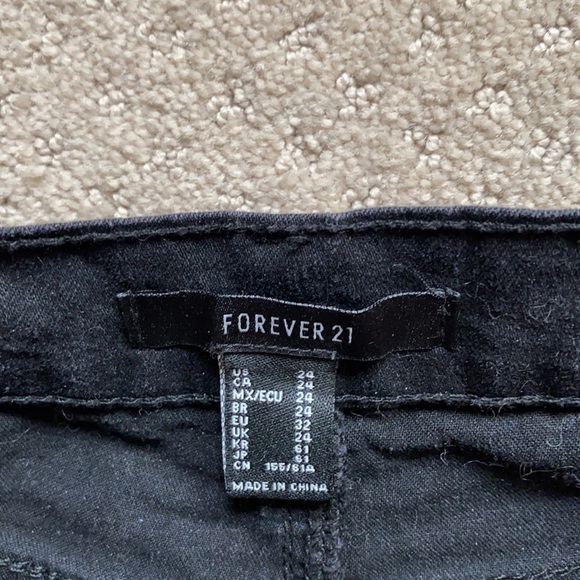 Forever 21 Jeans. Black. Size 24. Excellent condition. - Picture 3 of 6
